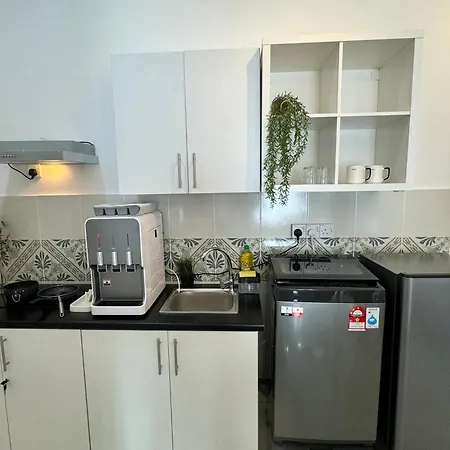 Ipoh Anderson Town Suites With 2 Parking By Iwh Room photo