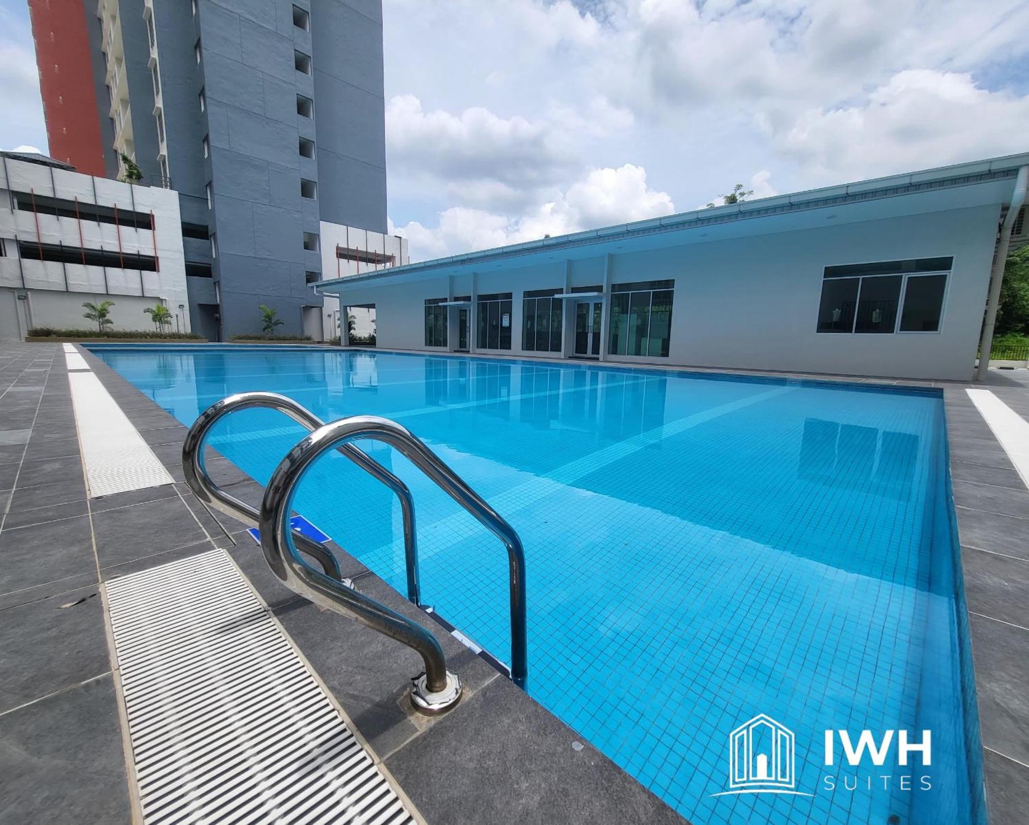 Anderson Town With 2 Parking By Iwh Pangsapuri