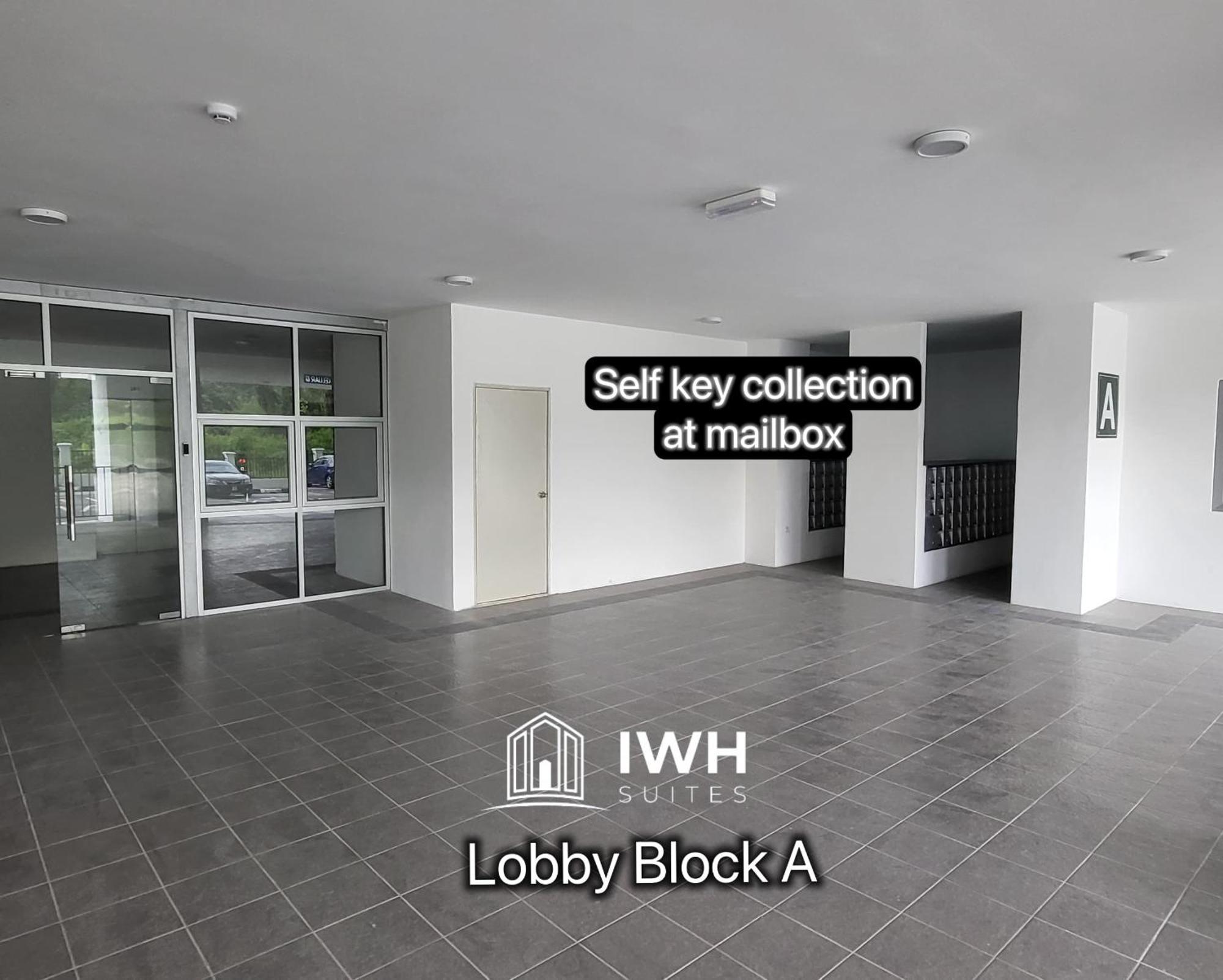 Anderson Town With 2 Parking By Iwh * Ipoh
