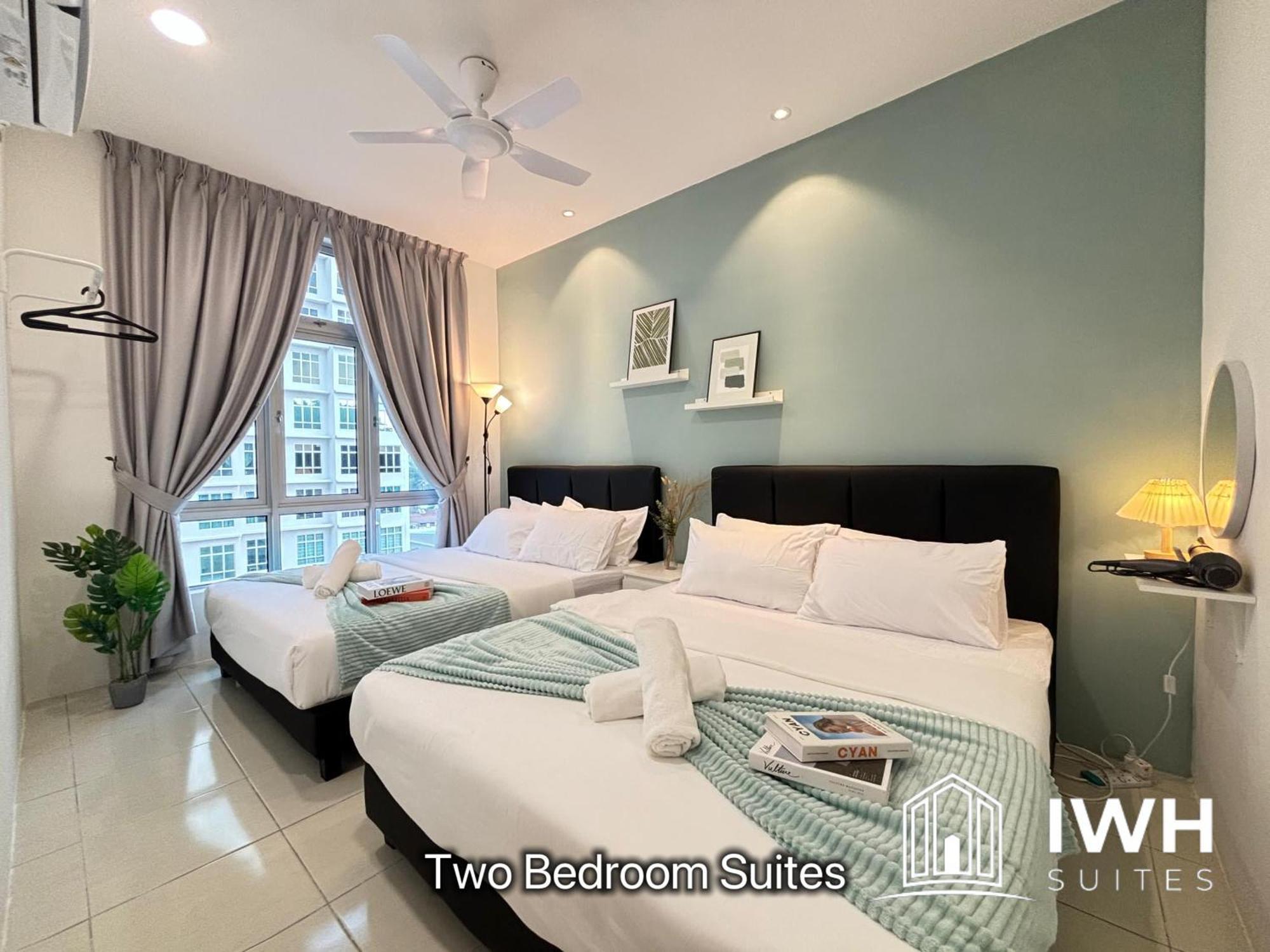 Anderson Town With 2 Parking By Iwh Pangsapuri